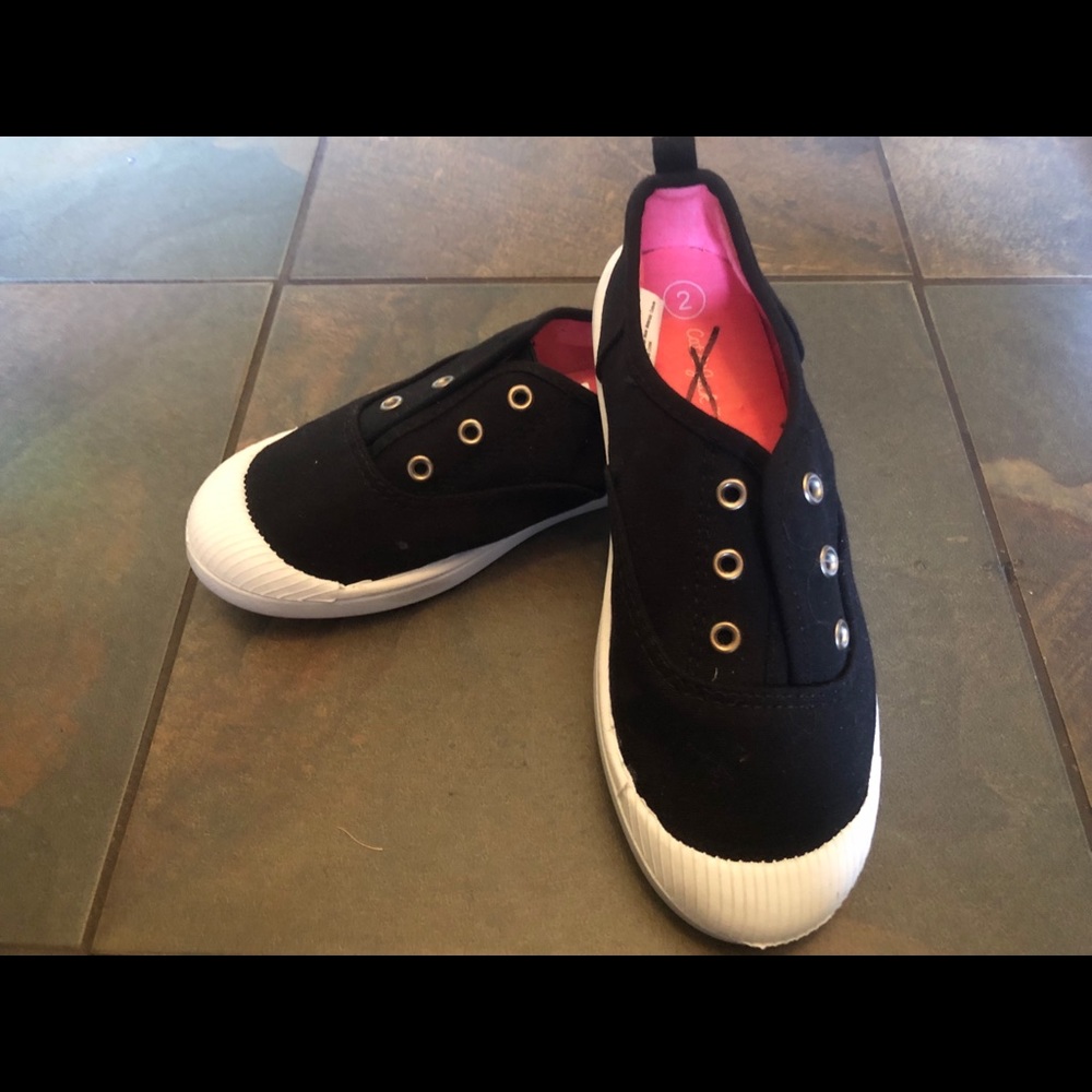 NWT Black Canvas Slip On (Various Sizes)